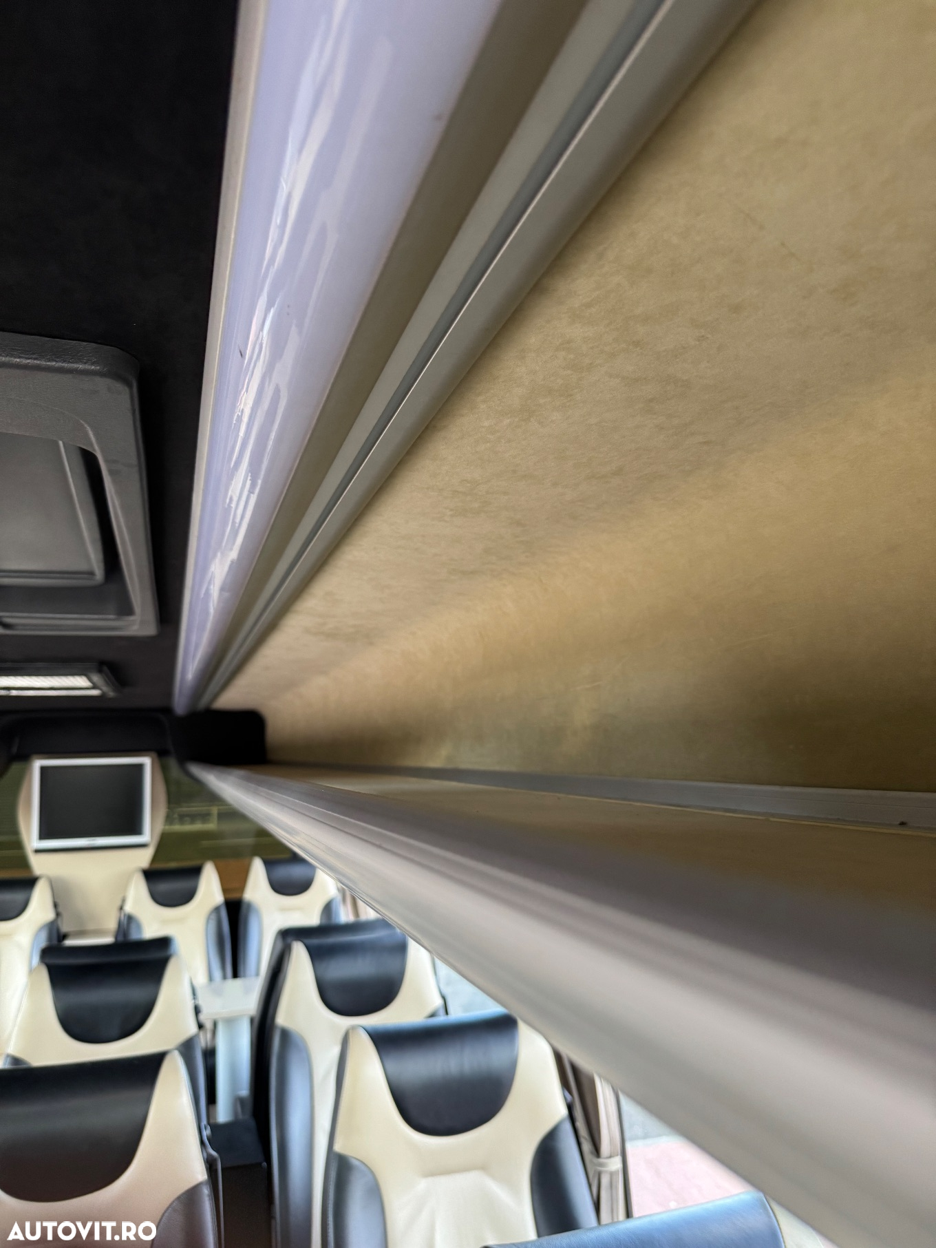 Mercedes-Benz Vario - 10