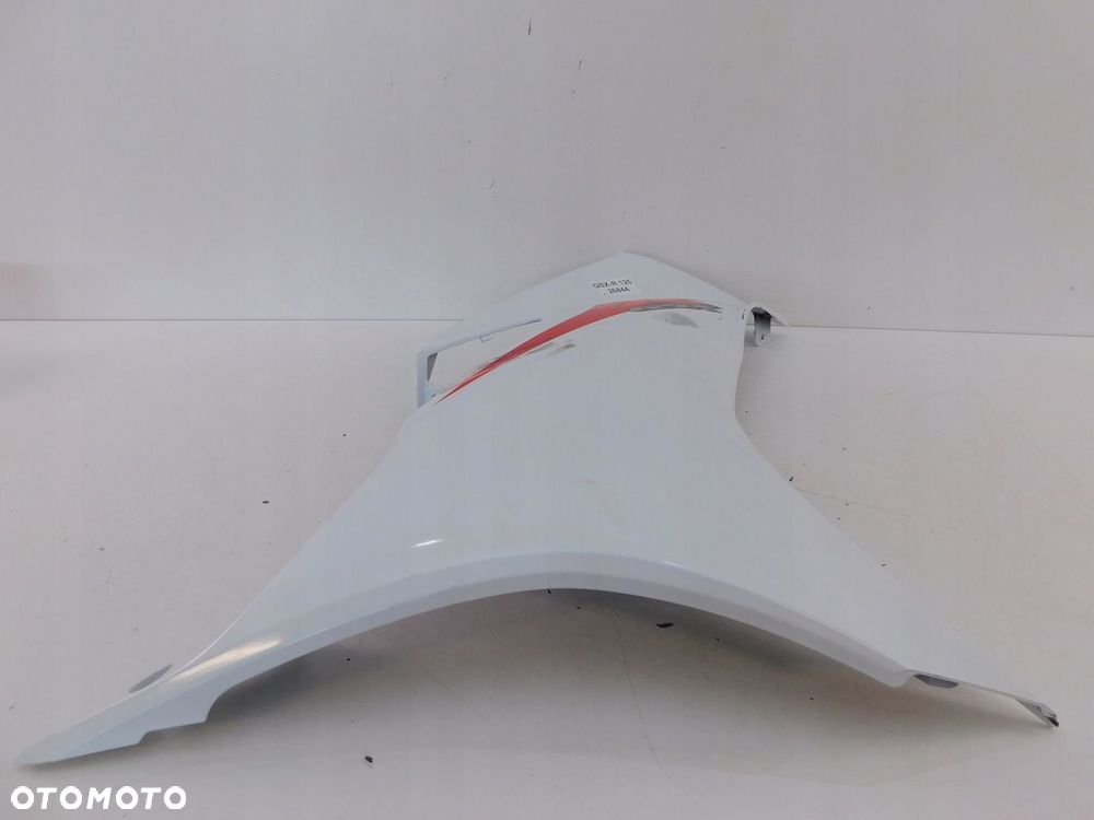 SUZUKI GSX-R 125 BOK BOCZEK OSŁONA PRAWA - 2