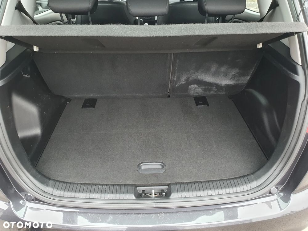 Kia Venga 1.6 CVVT Edition 7 - 18