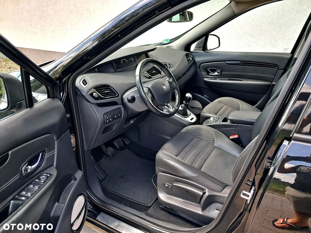 Renault Scenic Energy dCi 130 Start & Stop Bose Edition - 30