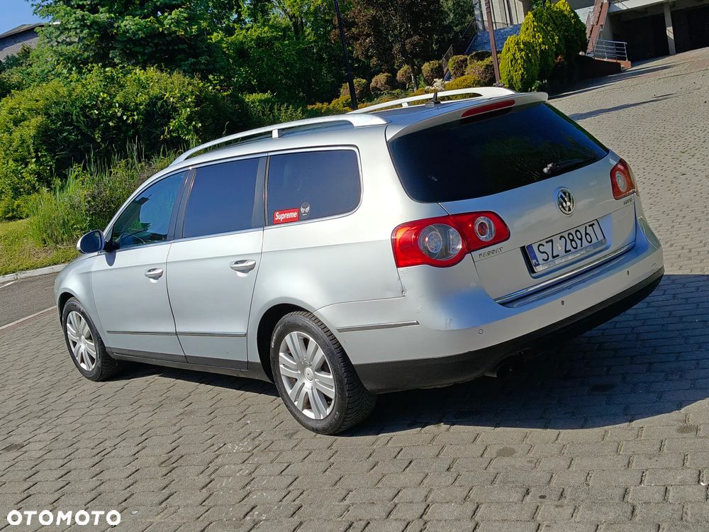 Volkswagen Passat 2.0 FSI Comfortline - 12