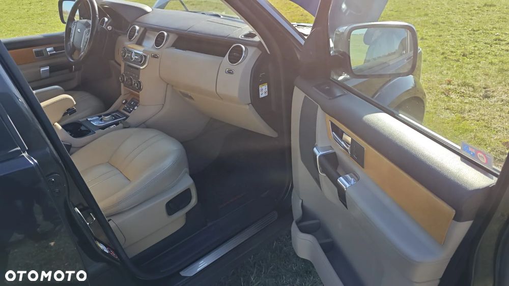 Land Rover Discovery IV 3.0SD V6 HSE - 24