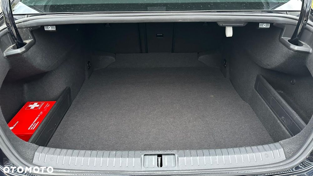 Volkswagen Passat 1.5 TSI EVO Elegance DSG - 21