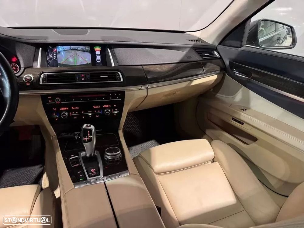 BMW 740 d - 20