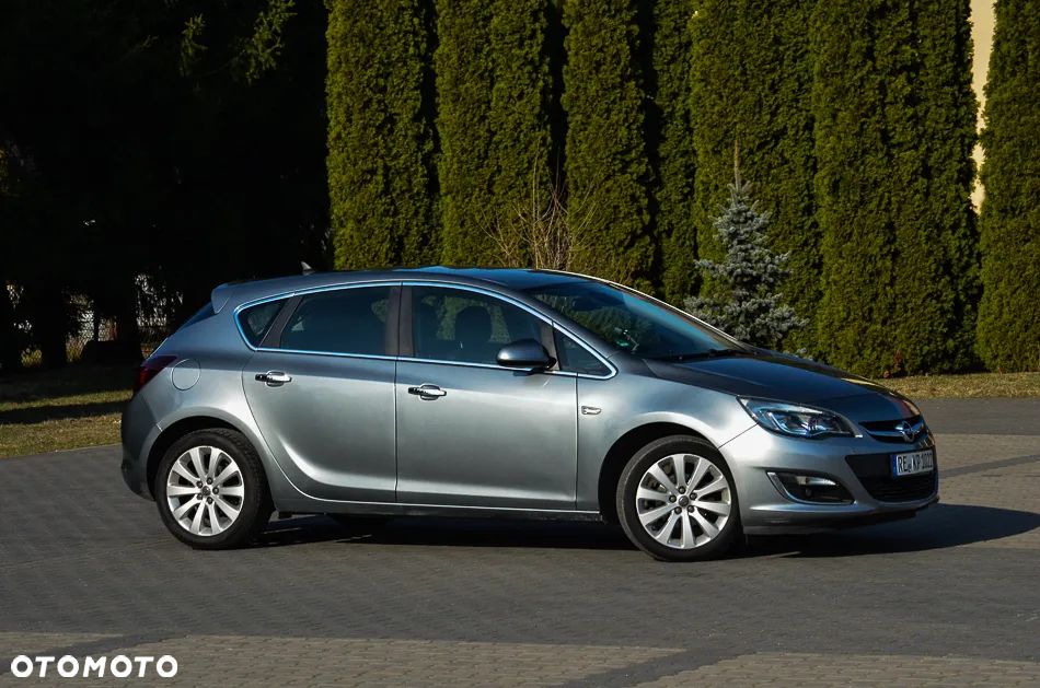 Opel Astra 1.4 Turbo Cosmo - 6