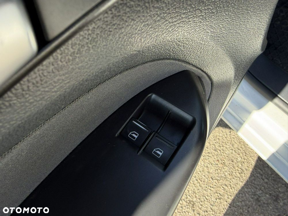 Volkswagen Caddy Trendline 4Motion - 16