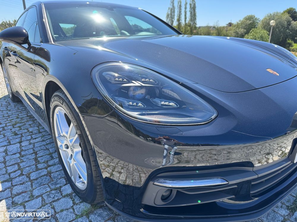 Porsche Panamera Sport Turismo 4 E-Hybrid - 10