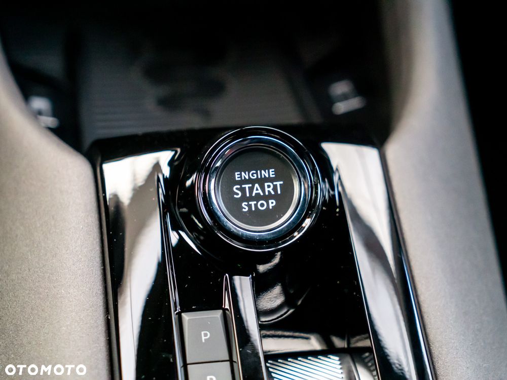 Alfa Romeo Junior 1.2 mHEV Ibrida Speciale eDCT - 27