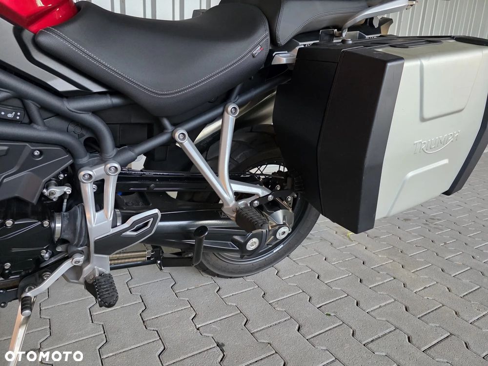 Triumph Tiger - 8