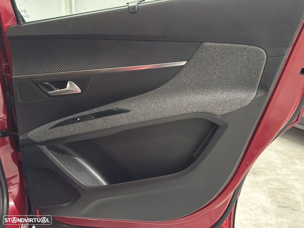 Peugeot 5008 1.5 BlueHDi Allure EAT8 - 21