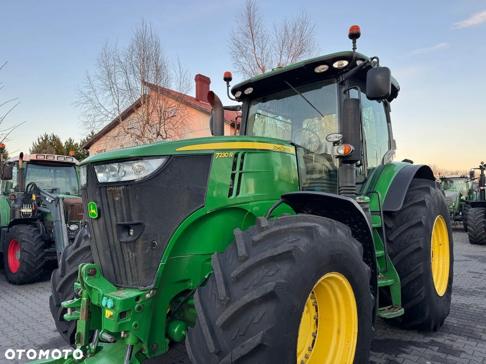 John Deere 7230R - 16
