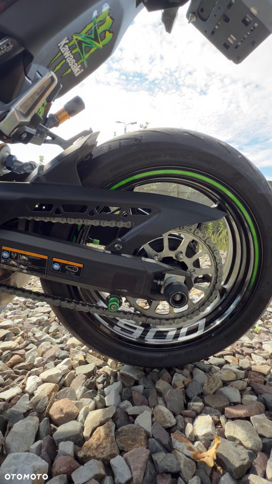 Kawasaki Z 900 - 11