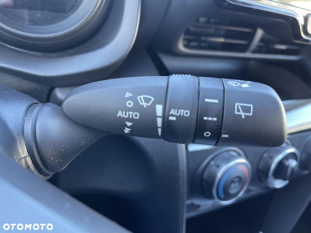 Toyota Yaris Cross - 15