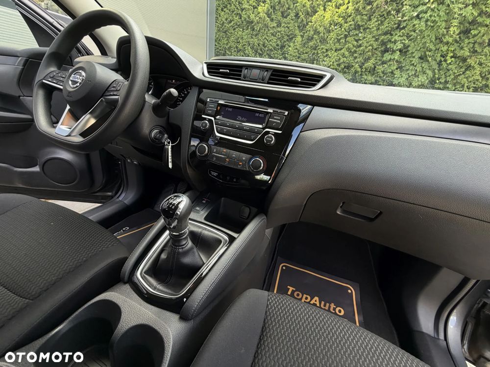 Nissan Qashqai 1.3 DIG-T N-Connecta - 16