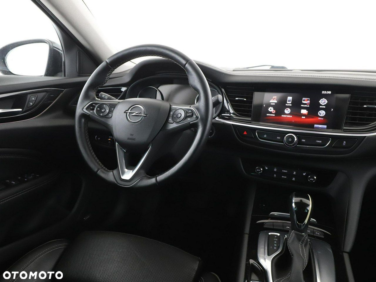 Opel Insignia - 16