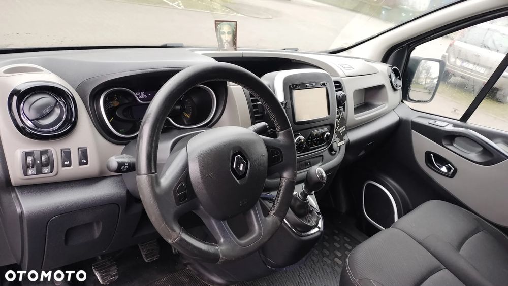 Renault Trafic - 9