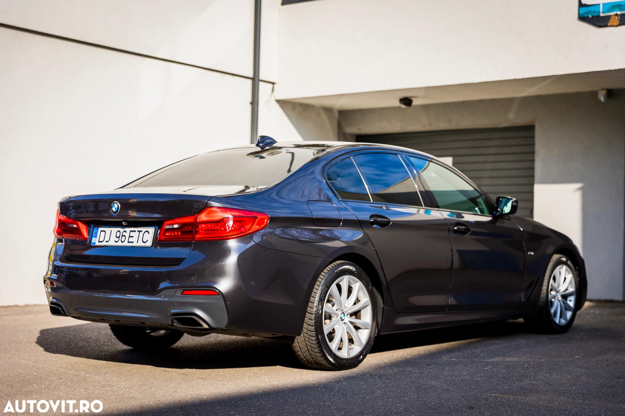 BMW Seria 5 520d Aut. M Sport Edition - 6