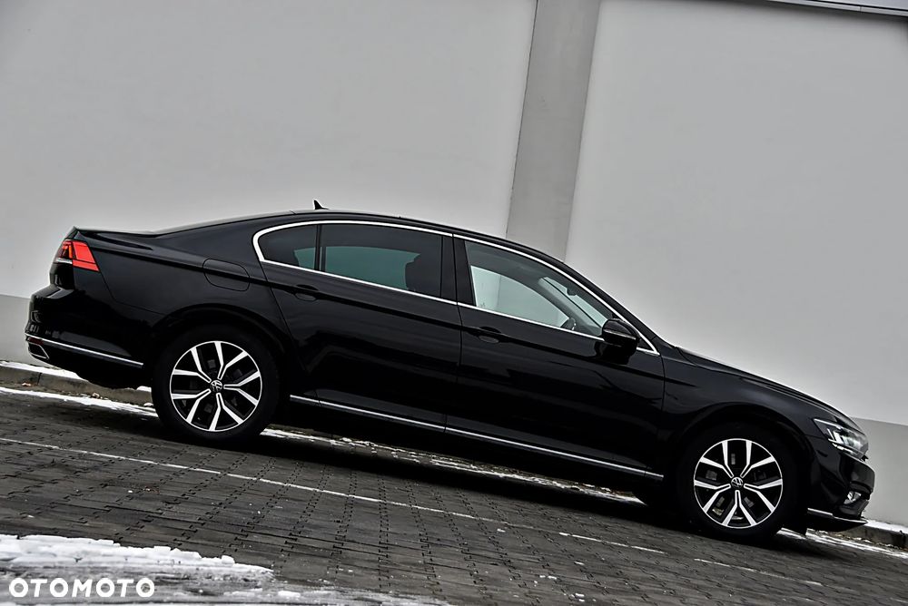 Volkswagen Passat 2.0 TSI Elegance DSG - 8