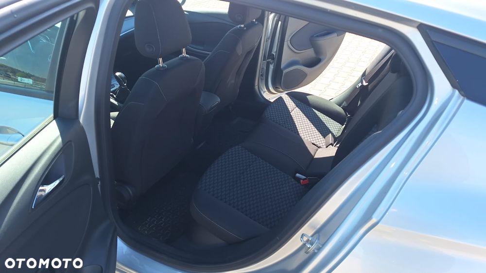 Opel Astra 1.4 T Enjoy - 12