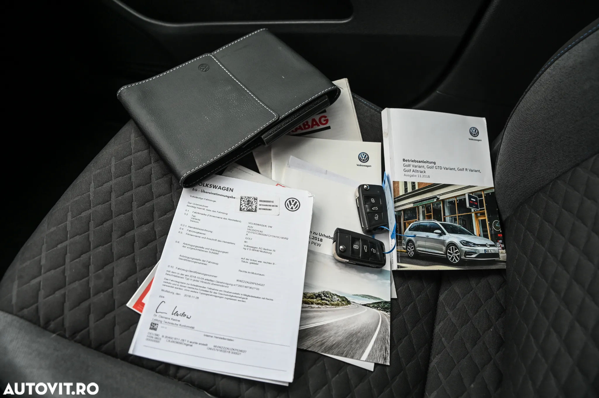 Volkswagen Golf 1.6 TDI DSG Join - 14