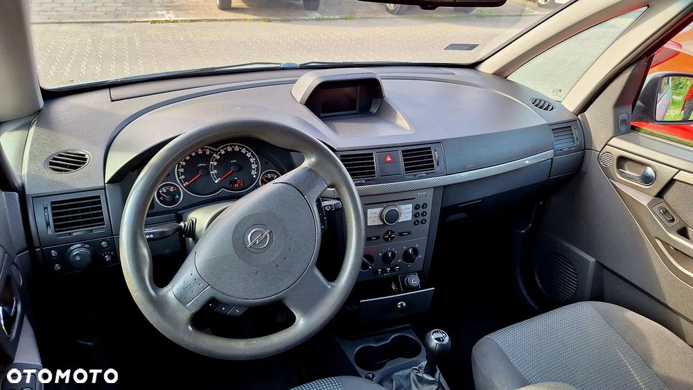 Opel Meriva 1.6 Essentia - 5