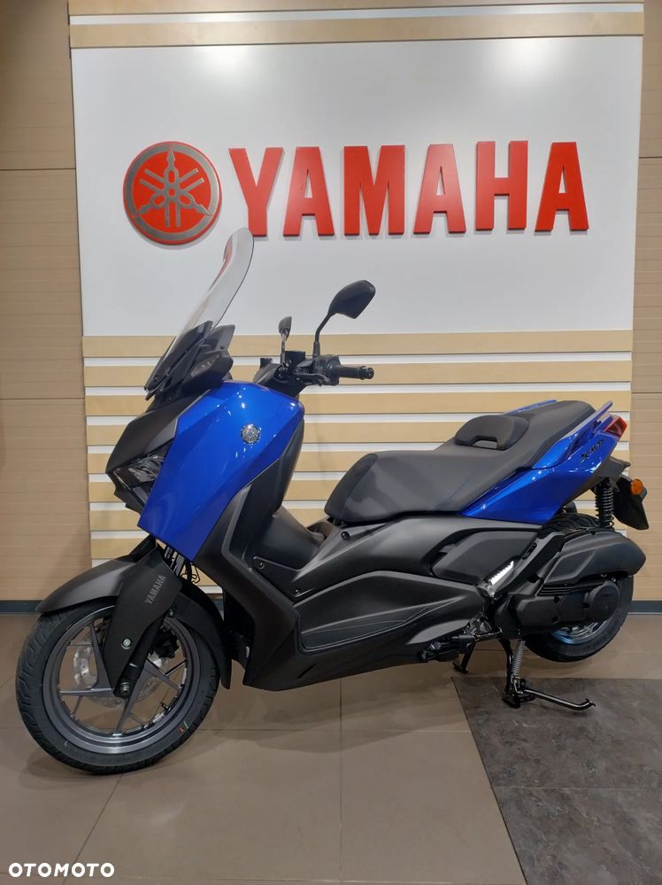 Yamaha X-max - 3