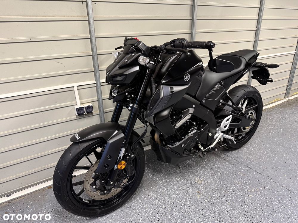 Yamaha MT - 9