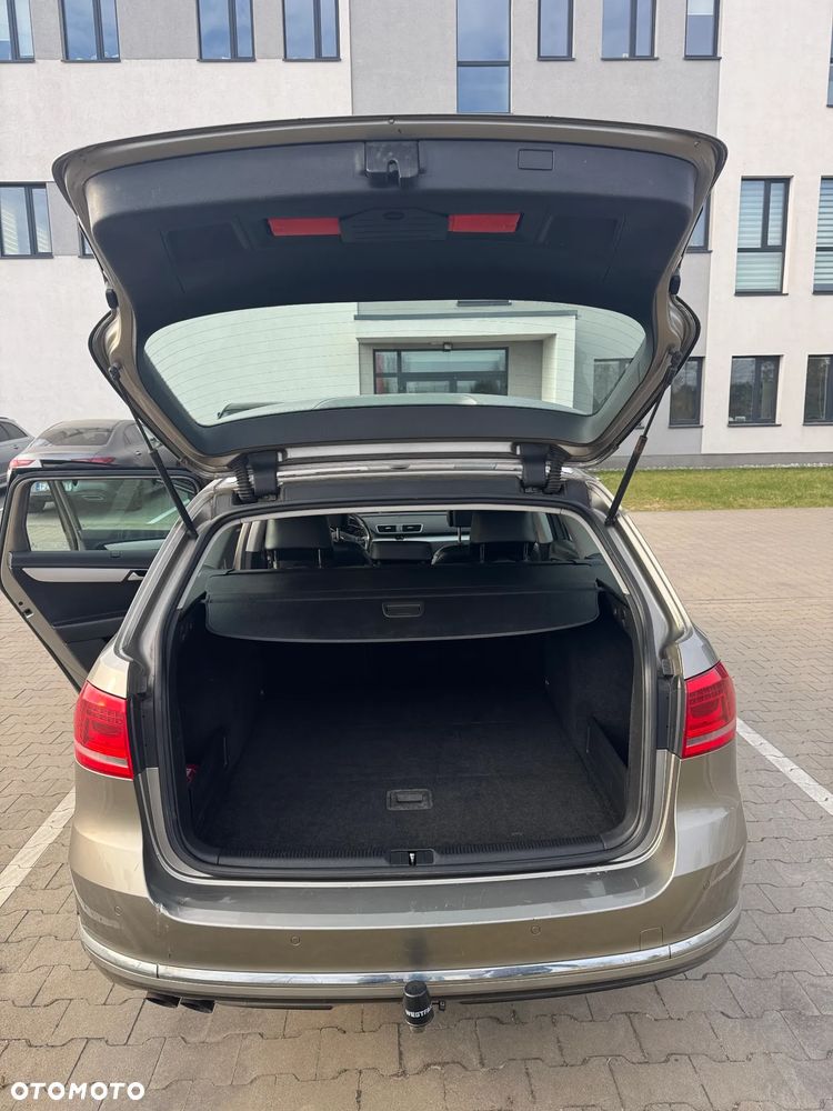 Volkswagen Passat 2.0 TDI Highline DSG - 4