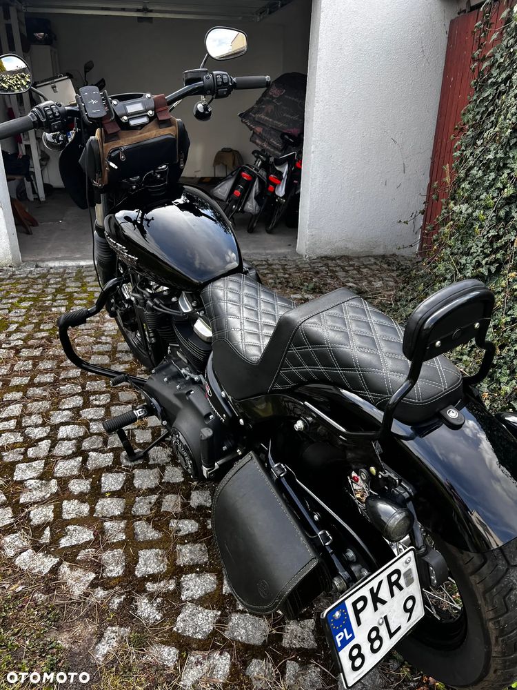 Harley-Davidson Softail Street Bob - 8