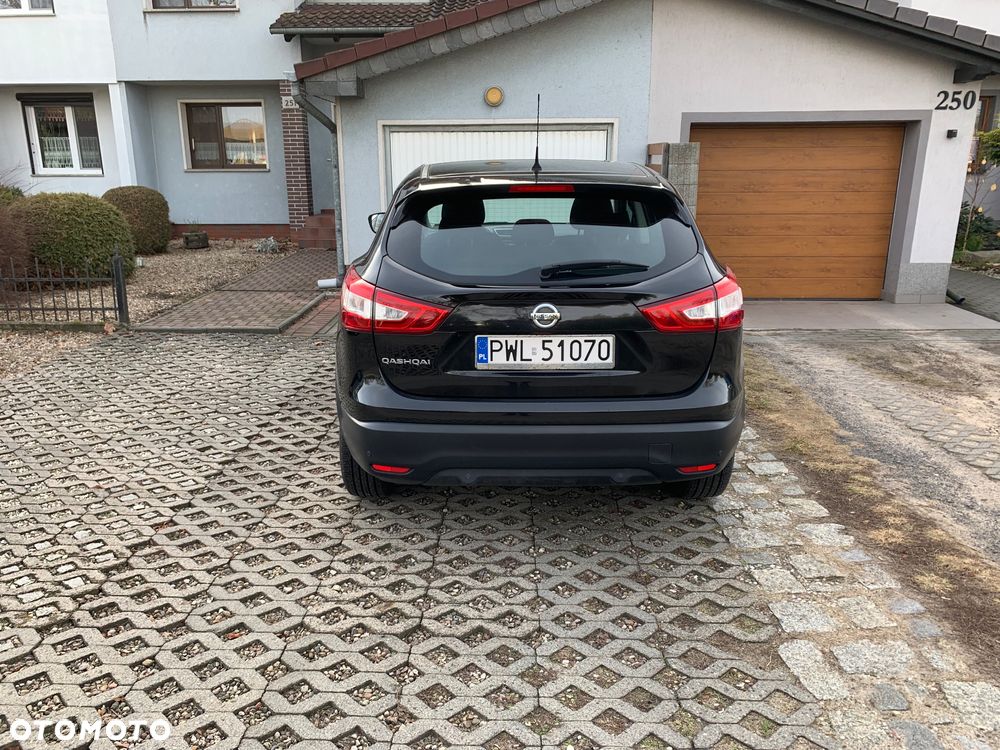 Nissan Qashqai 1.2 DIG-T N-Connecta EU6 - 4