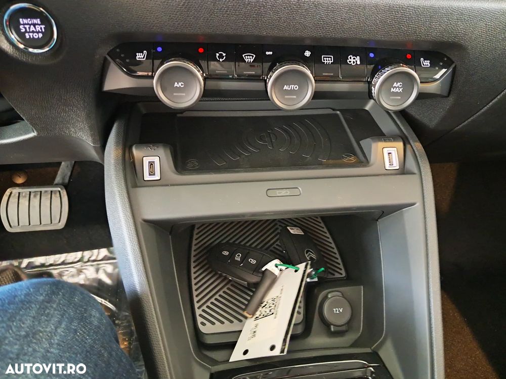 Citroën C4 Hybrid 145 MAX - 19