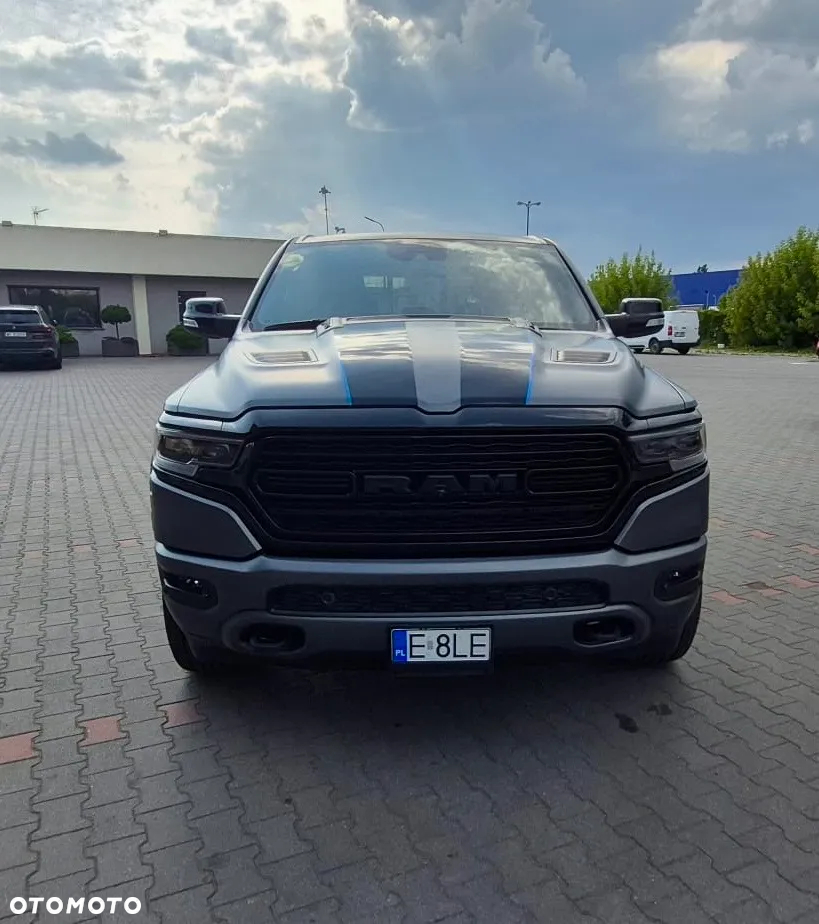 RAM 1500 Crew Cab Shortbed Limited - 9