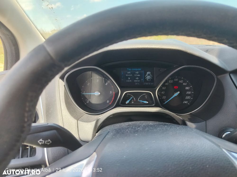 Ford Focus 1.6 TDCI DPF Titanium - 13