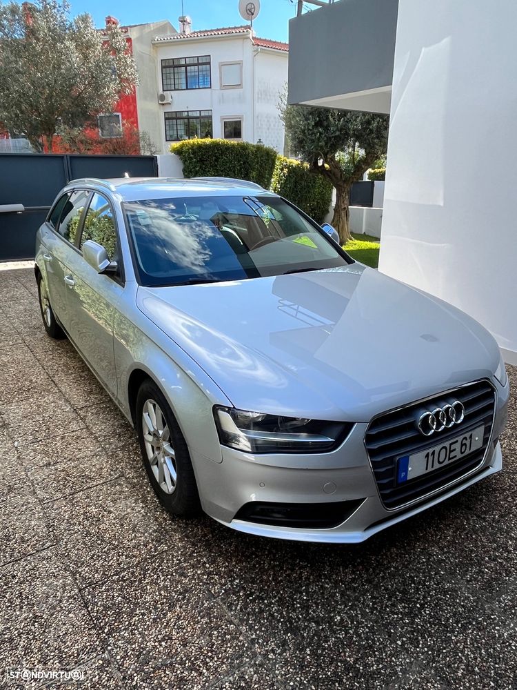 Audi A4 Avant 2.0 TDI Business Line - 2