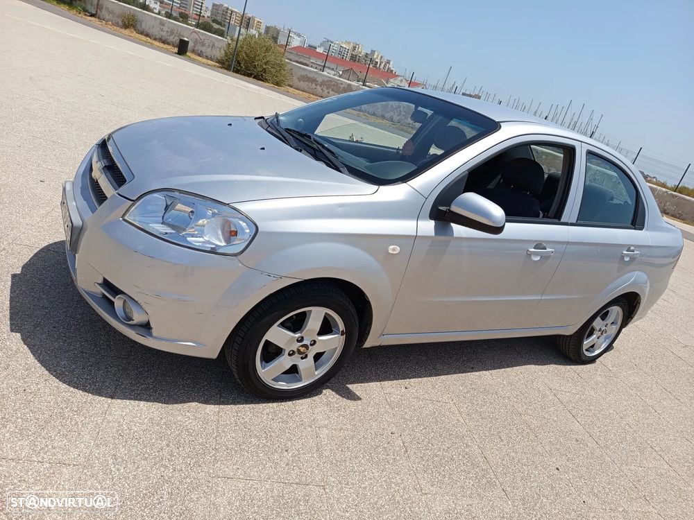 Chevrolet Aveo 1.4 LT - 24