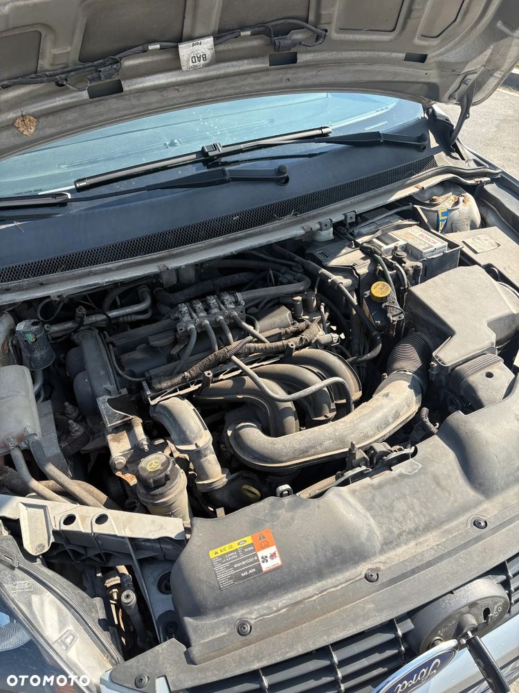 Ford Focus 1.6 Ambiente - 9