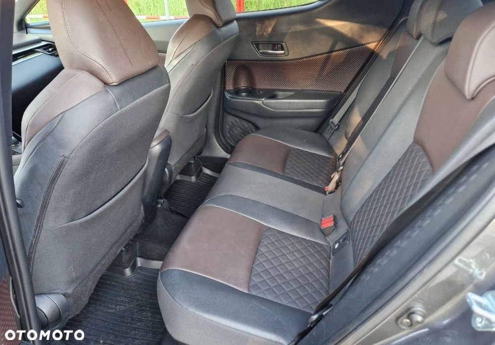 Toyota C-HR 1.8 Hybrid Prestige - 26