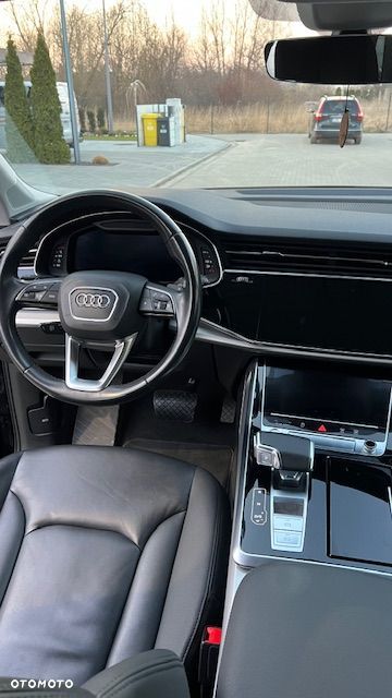 Audi Q7 - 7