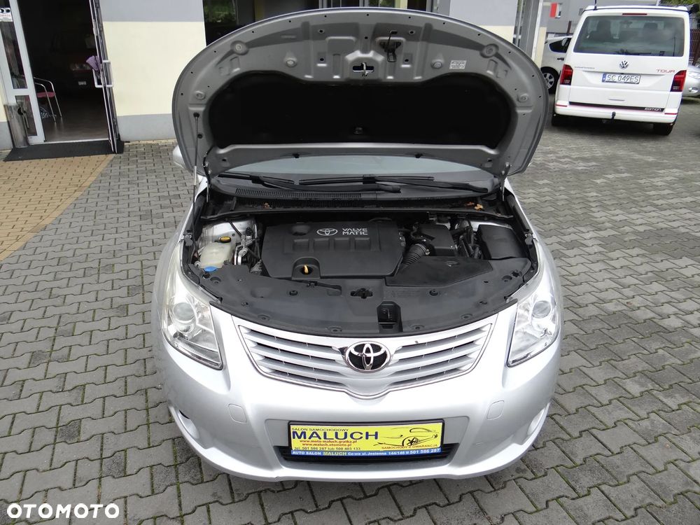 Toyota Avensis 2.0 Sol EU5 MS - 39