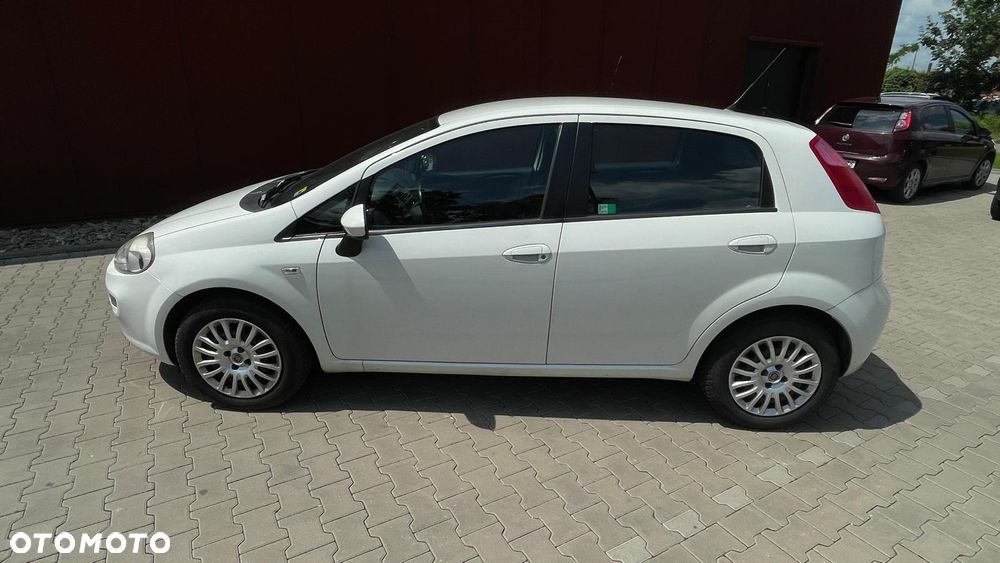 Fiat Punto 1.4 Easy S&S - 2