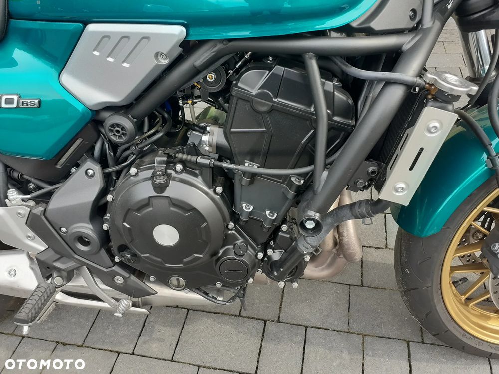 Kawasaki Z 650 RS - 7