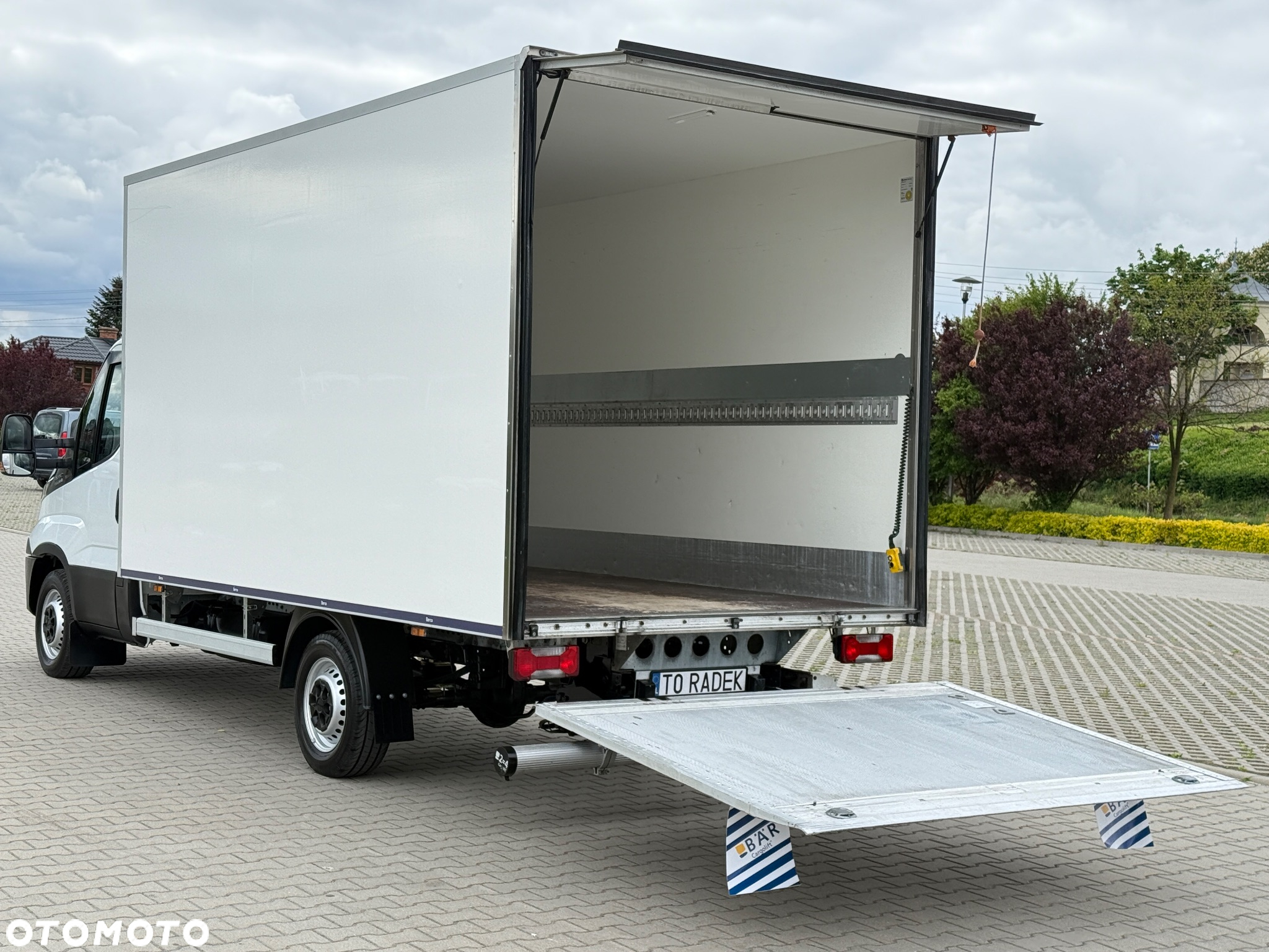 Iveco DAILY 35-160 160KM Hi Matic *Resor+Poduszka* 8 E.Palet Kontener * Izoterma +Winda 750KG BOGATA Opcja Wyposażenia!!! - 28