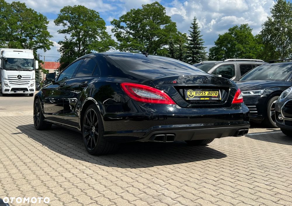Mercedes-Benz CLS - 7