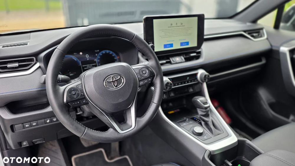 Toyota RAV4 - 23