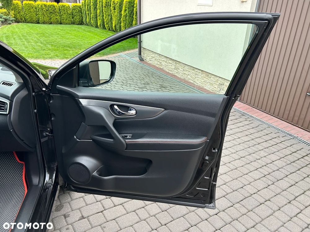 Nissan Qashqai 1.3 DIG-T N-Connecta - 21