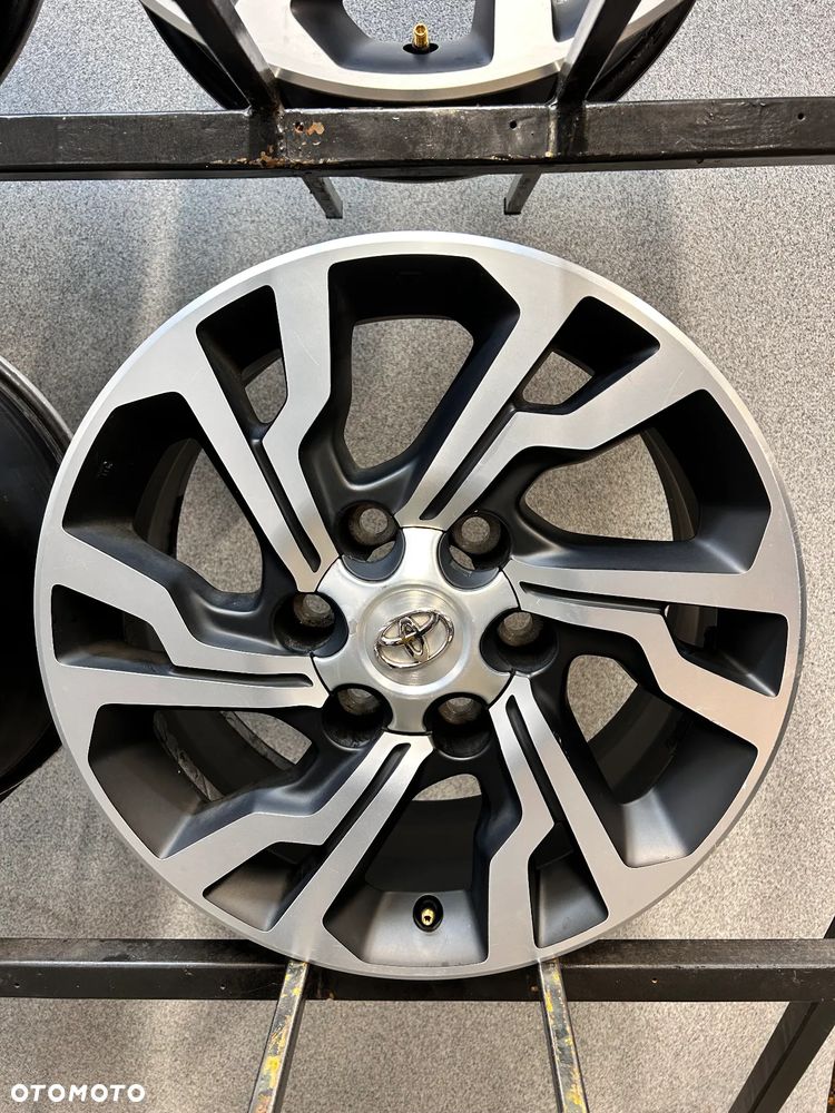 4 FELGI ALU. TOYOTA HILUX, LAND CRUISER  17'' 7,5J  ET30  PC457-0K001 - 9