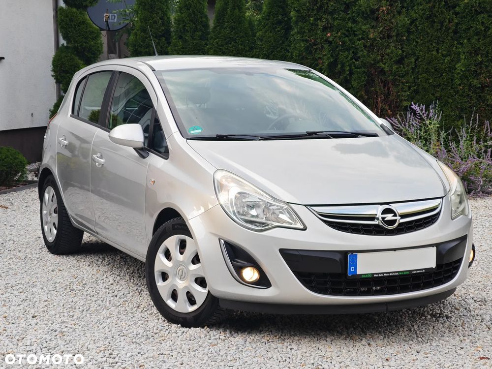 Opel Corsa - 1