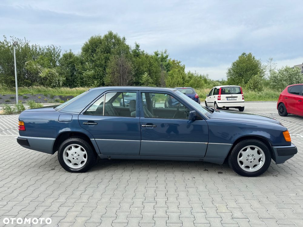 Mercedes-Benz W124 (1984-1993) - 3