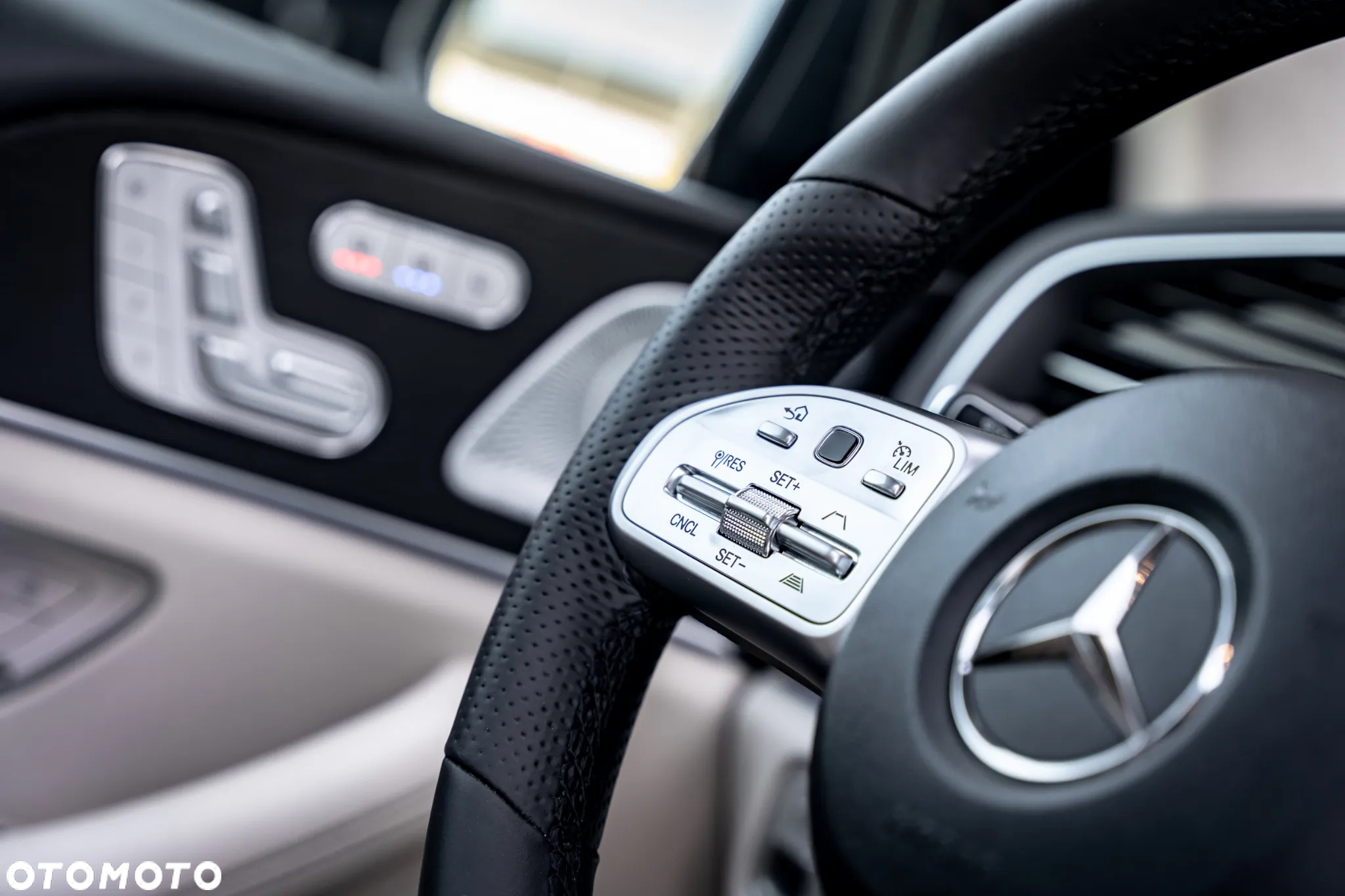 Mercedes-Benz GLS 400 d 4-Matic - 22