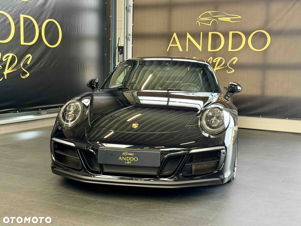 Porsche 911 Carrera 4 GTS PDK - 7